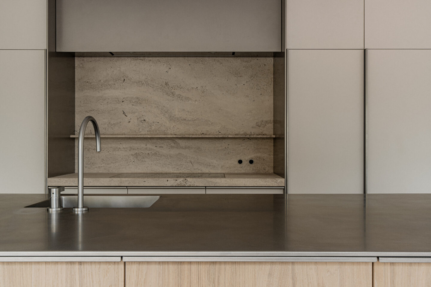 Pilar Shoots Showroom Knokke HR 77 copie