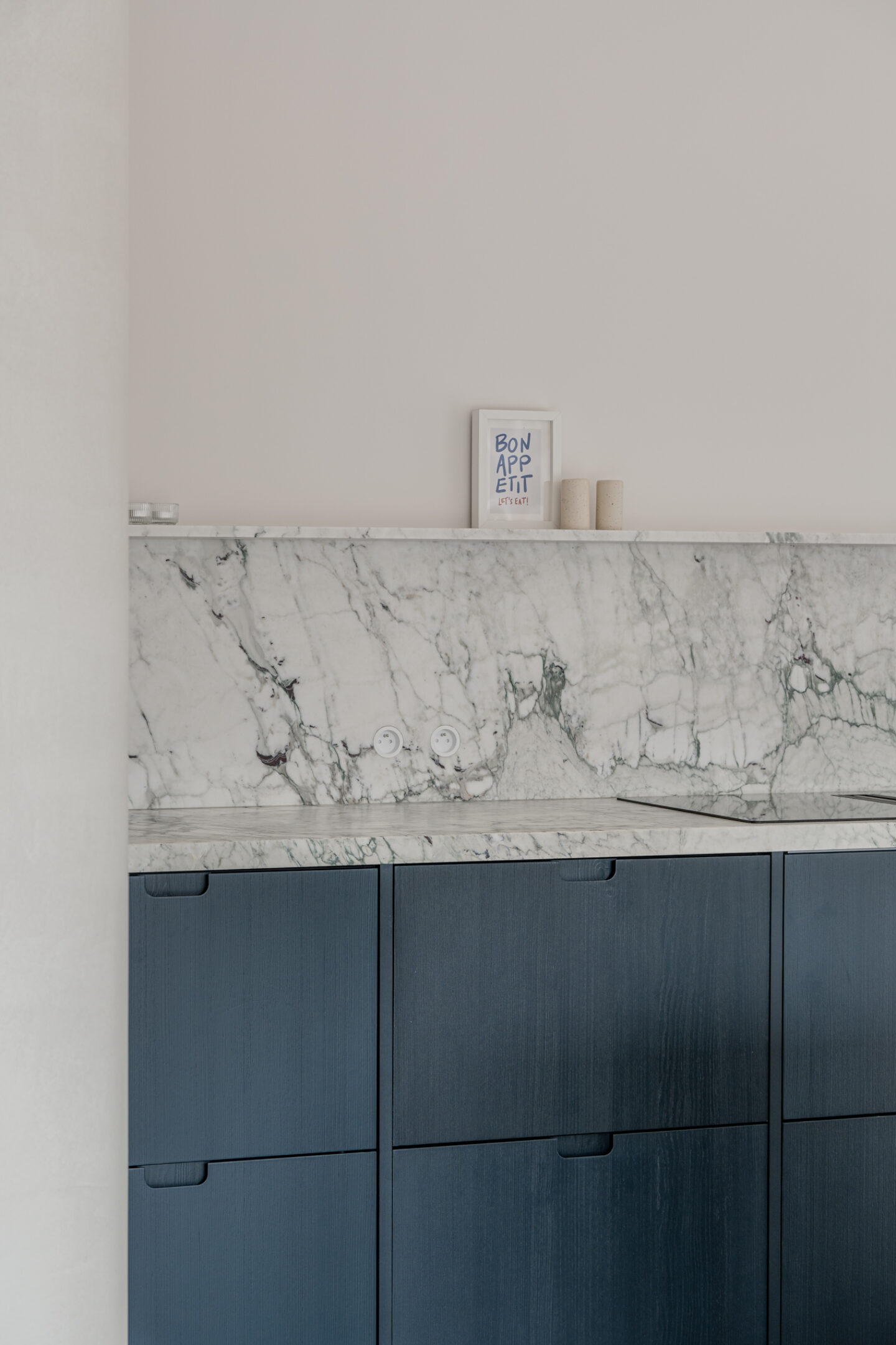 Pilar Shoots Showroom Knokke LR 14