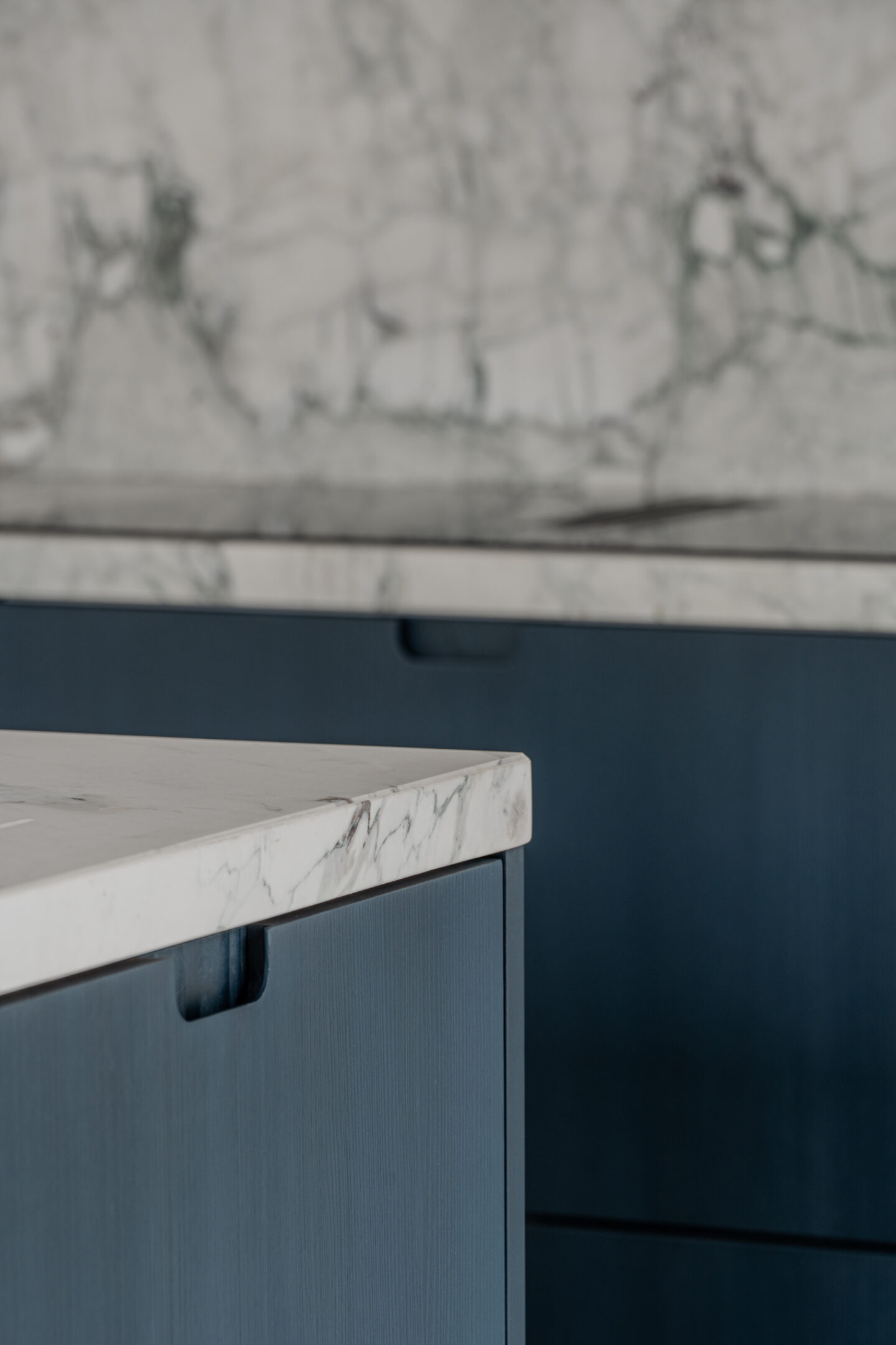 Pilar Shoots Showroom Knokke LR 17