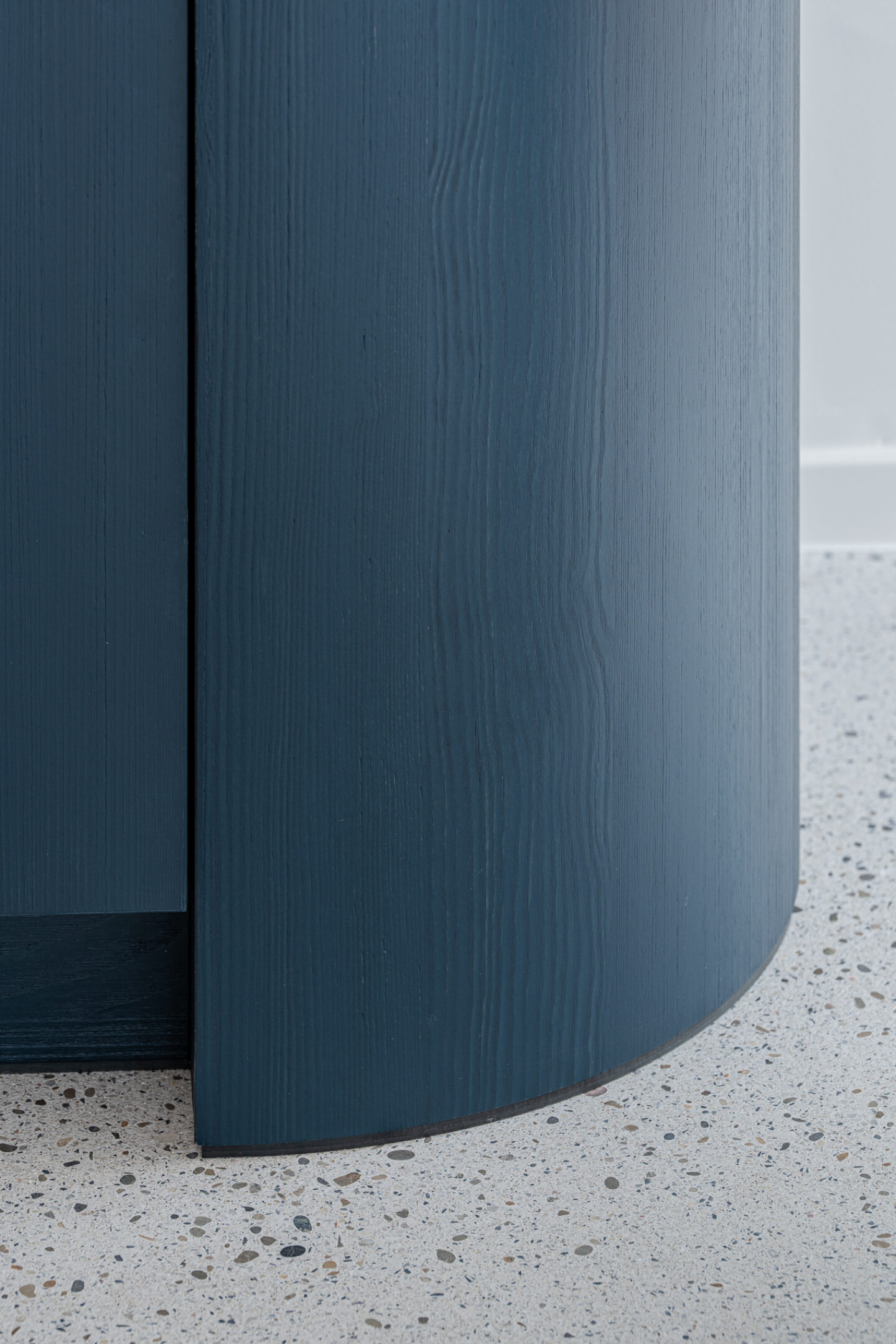 Pilar Shoots Showroom Knokke LR 27